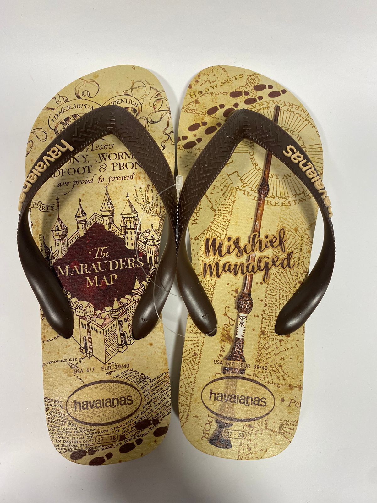 Chinelos Havaianas Harry Potter Dourado